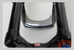 Produit Reconditionné - DT SWISS Fourche 26'' XMM 120mm TORSIONBOX TwinShot Axe 15mm Conique Remote Blanc 21 Produit Reconditionné - DT SWISS Fourche 26'' XMM 120mm TORSIONBOX TwinShot Axe 15mm Conique Remote Blanc -Suspensions VTT vendre unnamed file 663