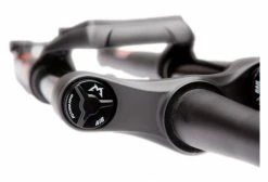 Fourche Marzocchi Bomber Z2 27.5'' Air Rail Sweep Adj | Boost 15QRx110mm | Déport 44mm | Noir 2023 -Suspensions VTT vendre unnamed file 728